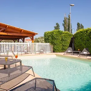 Hotel The Originals City, La Belle Etape,